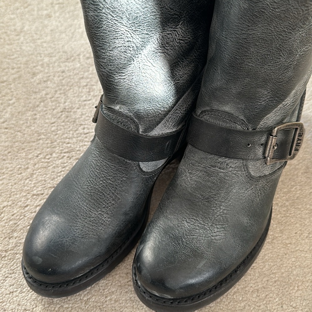 FRYE Veronica Short Boots - Picture 7 of 9
